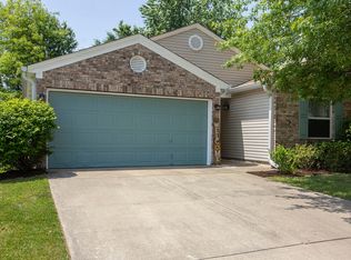 8409 S Paddleboat Ln, Pendleton, IN 46064