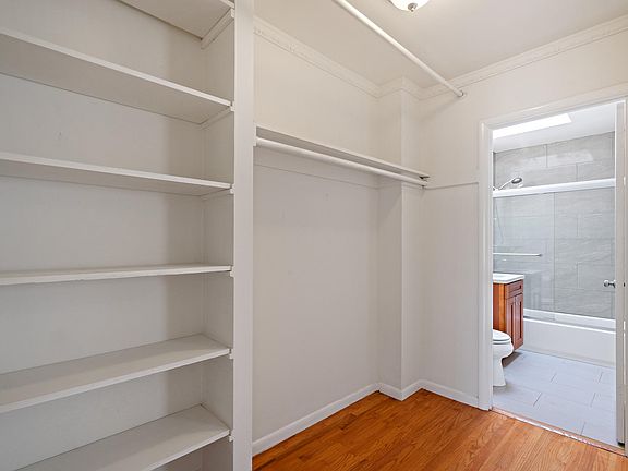 2nd image of 4145 Lawton St