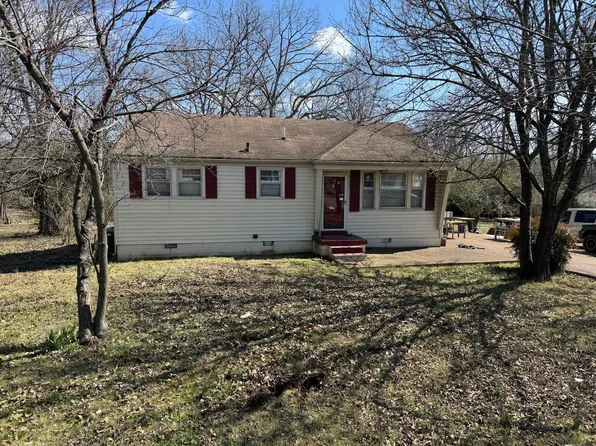 205 Myatt Dr, Madison, TN 37115