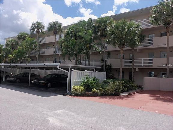 2nd image of 935 Wexford Blvd #935