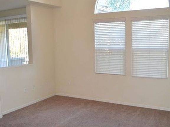 3rd image of 1900 Danbrook Dr Unit 325