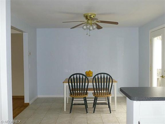 5th image of 140 Village Blvd