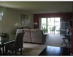 5th image of 401 Lakeview Dr APT 201