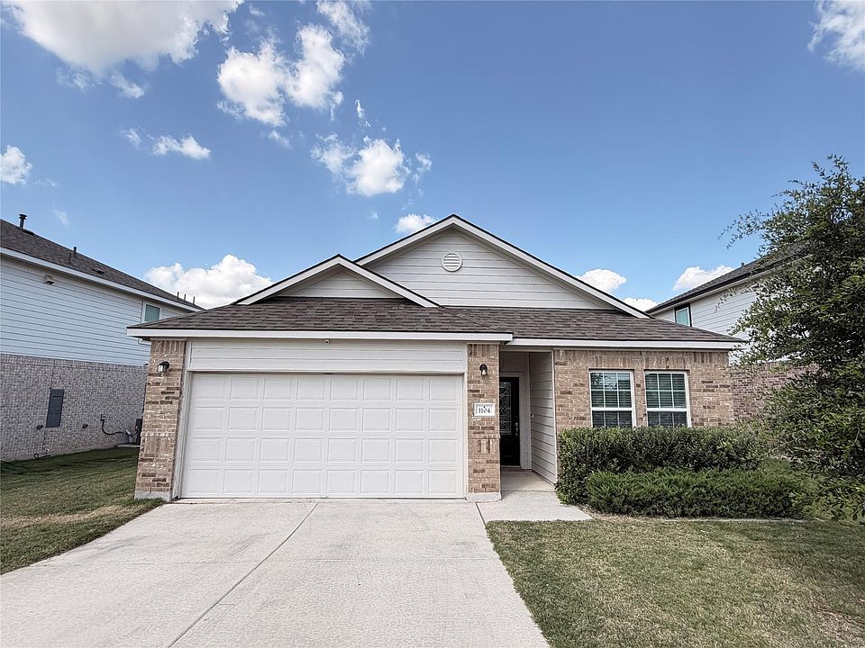 1st image of 1104 Whippletree Trl