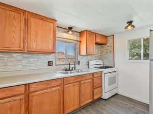 5457 61st St W, Rosamond, CA 93560