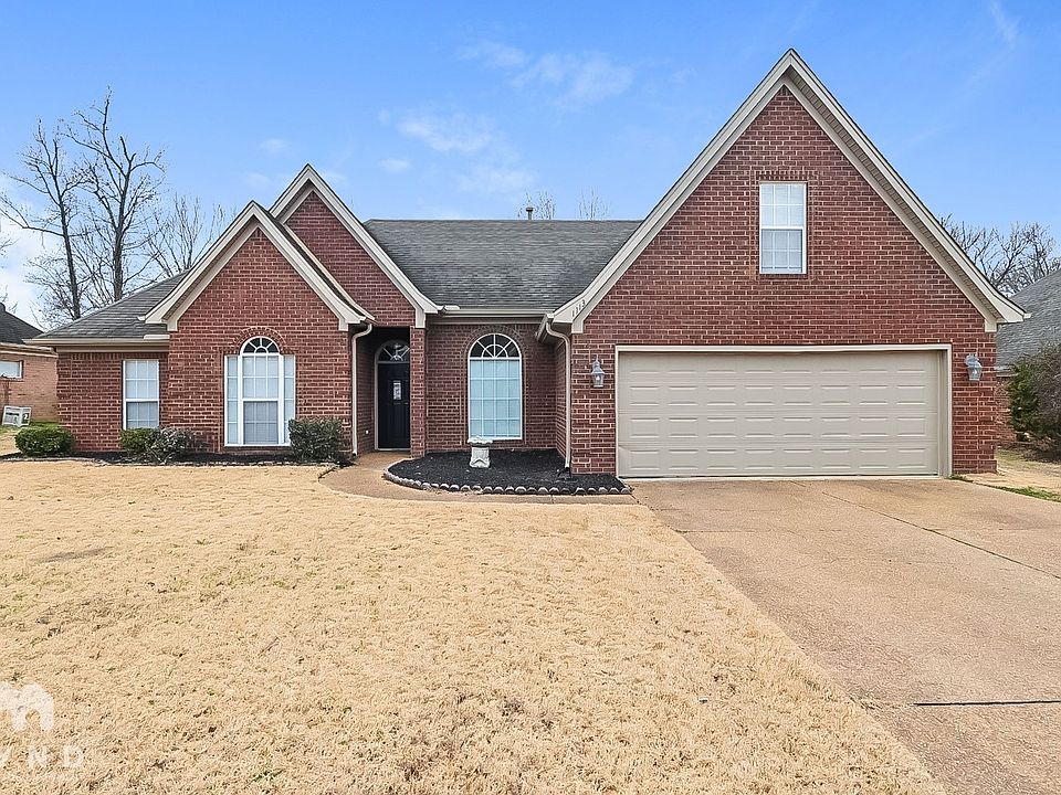 1st image of 1113 Deer Creek Dr