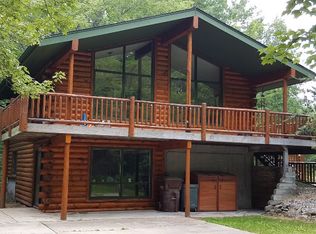 2582 N Carter Rd, Pinconning, MI 48650
