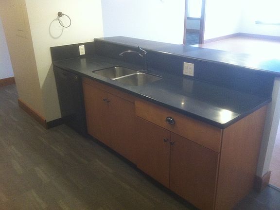 Kitchen showing Dishwasher in Unit