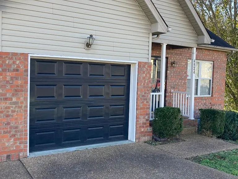 4424 Winton Dr — Photo 2