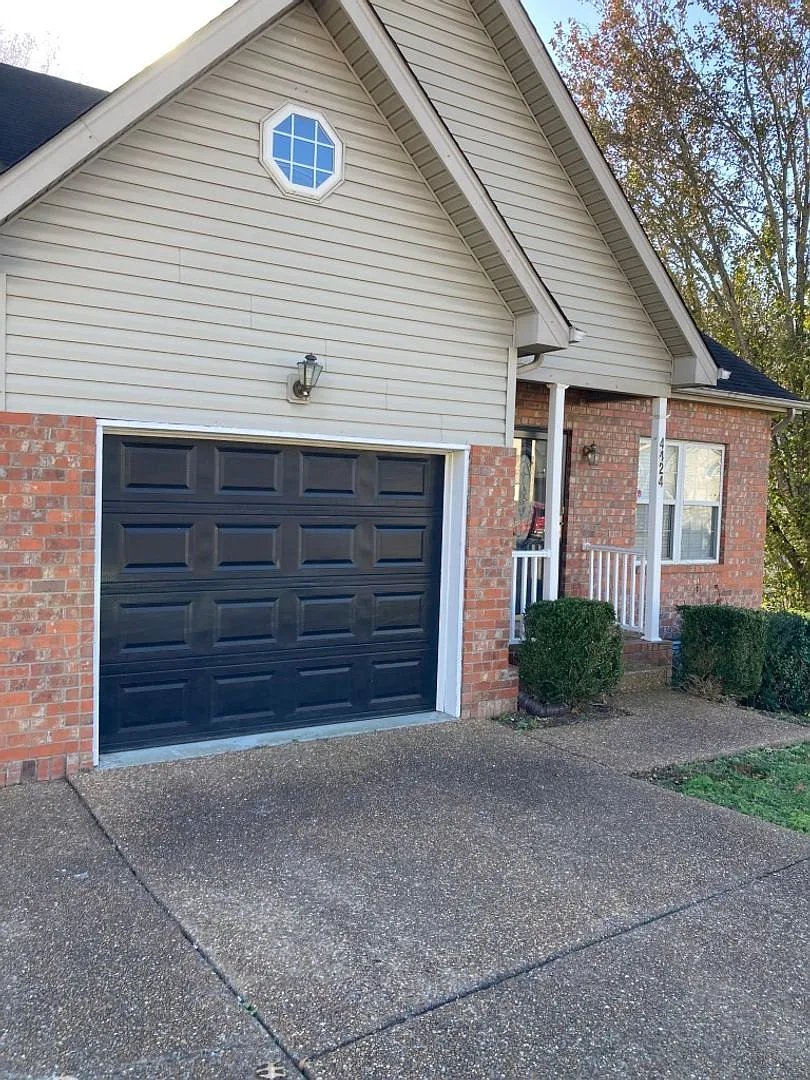 Building Photo - 4424 Winton Dr