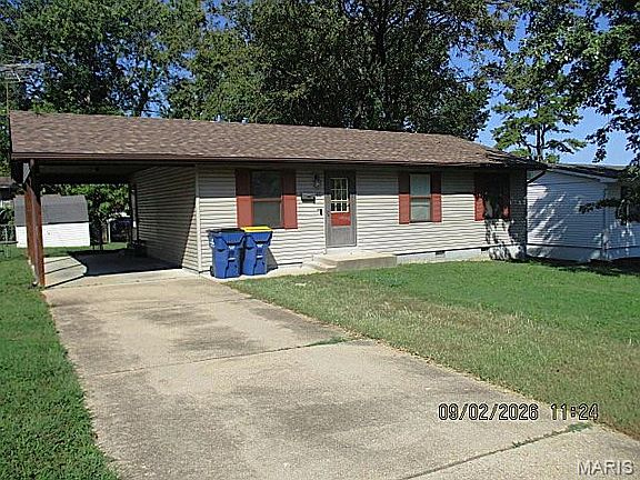 2nd image of 38 Circle Dr