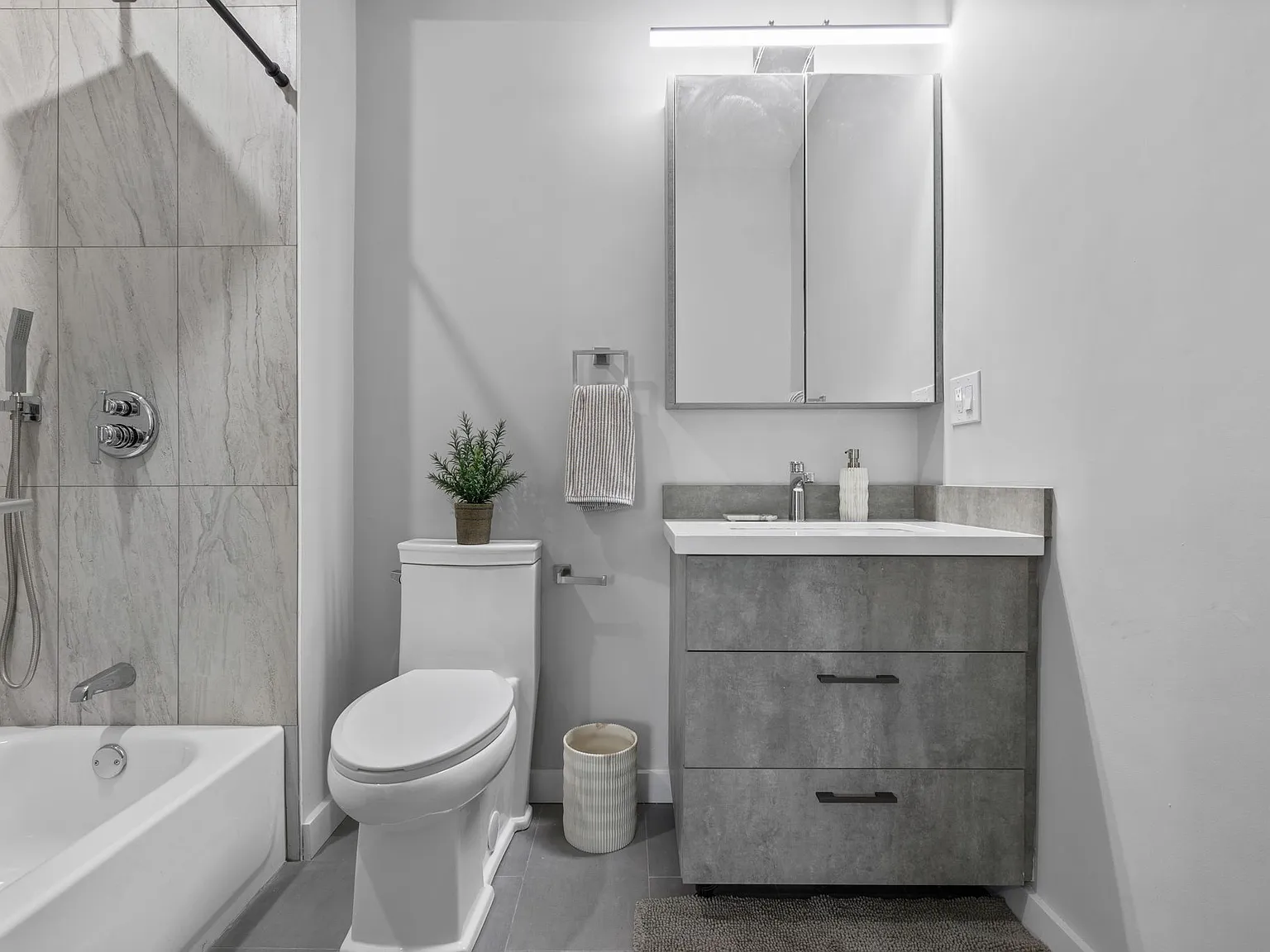 Studio, 531 sqft, $2,250 — Photo 3