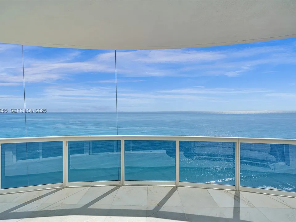 15811 Collins Ave #2701