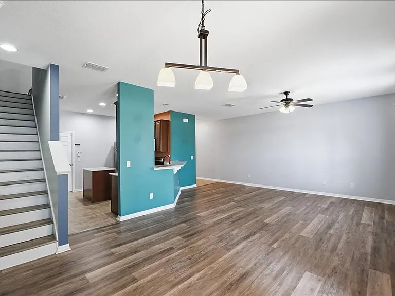 5427 Leighton Ln — Photo 5