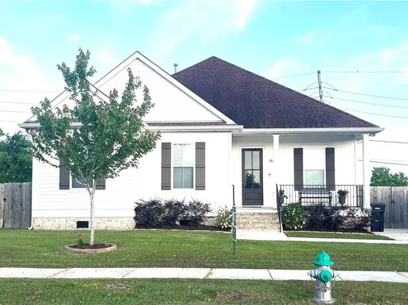 2832 Pirate Dr, Chalmette, LA 70043
