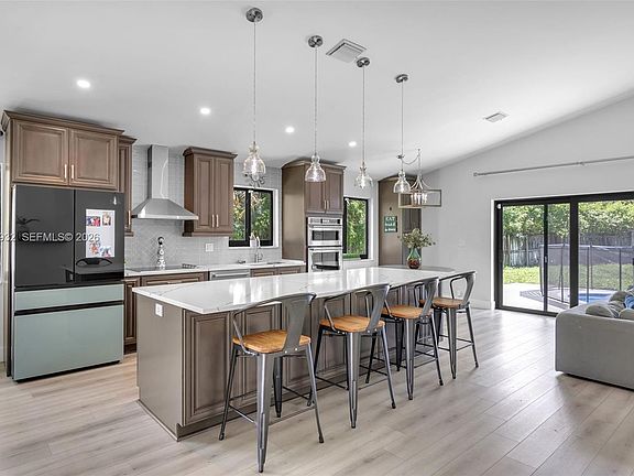 2nd image of 1038 SW 120th Way