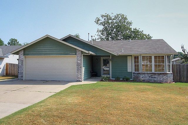 Charming home withgreat updates