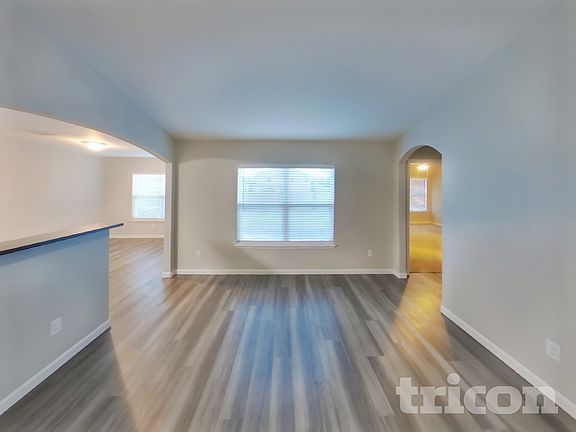 3rd image of 14210 Bridgeview Ln