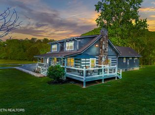601 S Arch Rock Dr, Sevierville, TN 37876