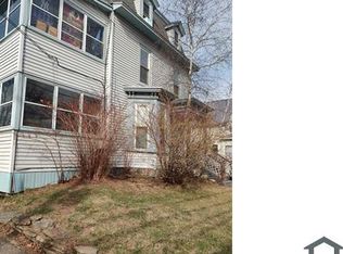 220 N Main St #A, Rochester, NH 03867