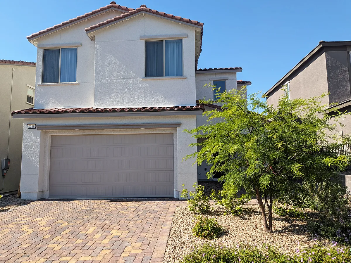 Building Photo - 9269 Copernicus Ave