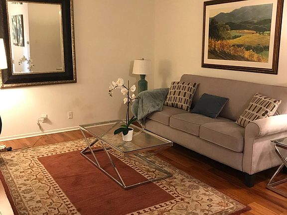 3rd image of 204 S Arnaz Dr APT 1