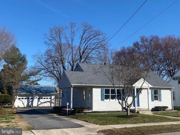306 Edgewood St, Bridgeville, DE 19933