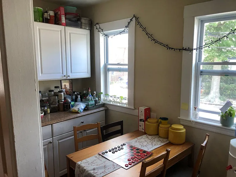 30 Claymoss Rd #1A — Photo 8