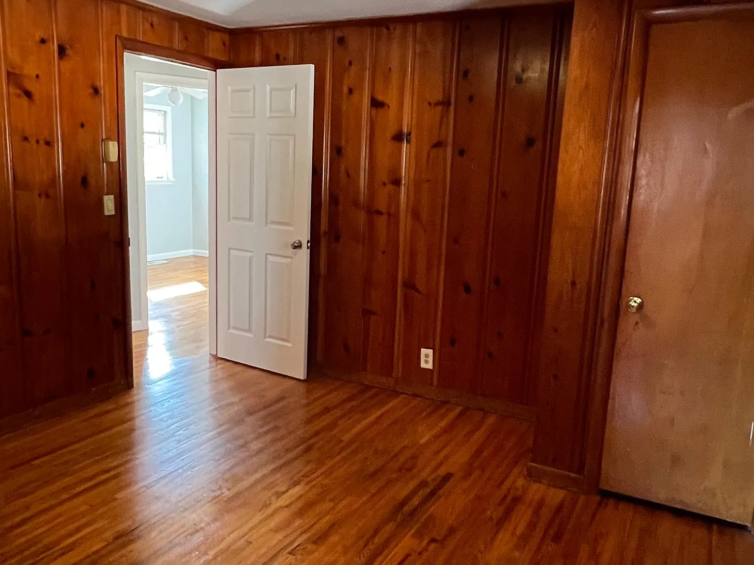 4105 Edwards Ave — Photo 3