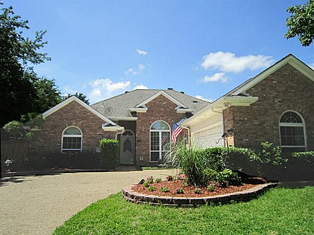 1st image of 102 Stone Mountain Ct