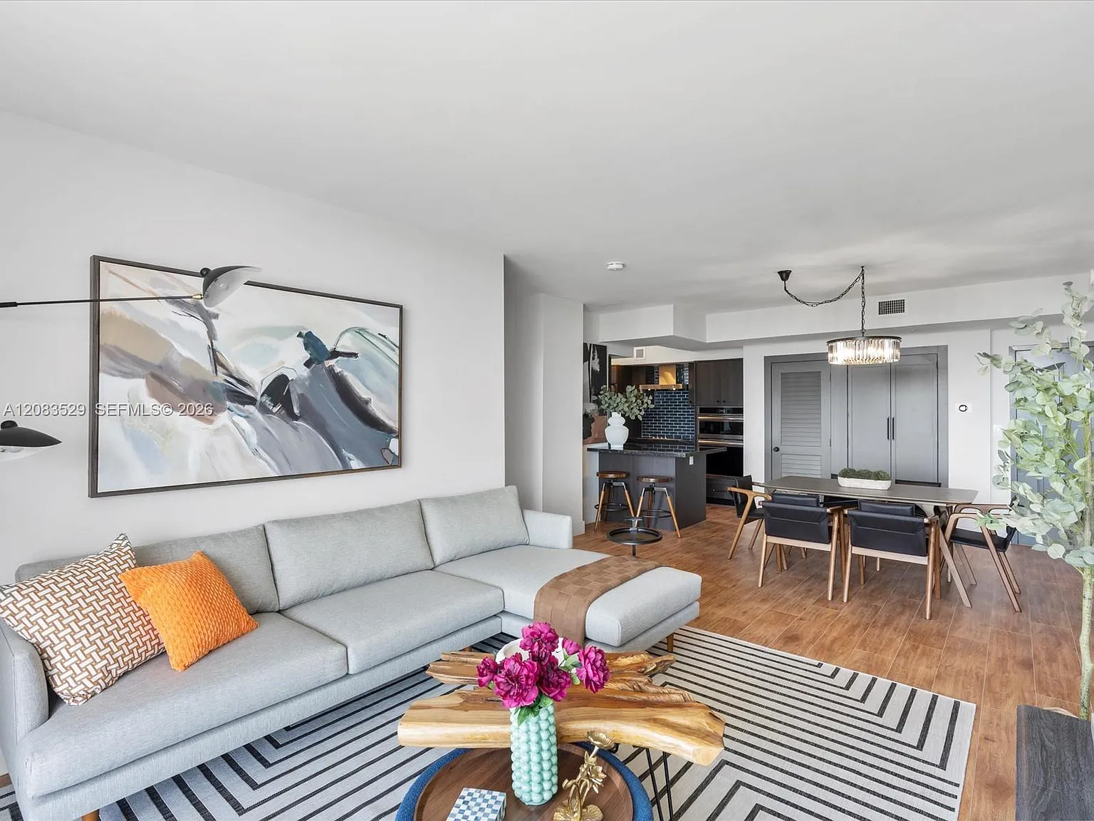 Blue Lagoon Condo — Photo 4
