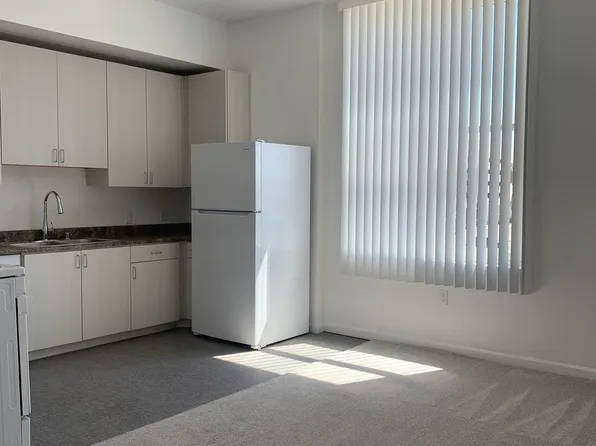 1241 Broadway Plz, Fresno, CA