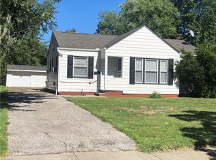 2553 Greenvale Rd, Cleveland, OH 44121