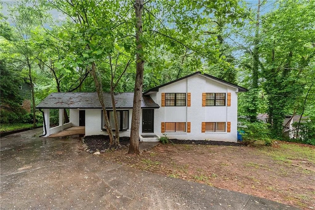 Building Photo - 5786 Deerfield Trl