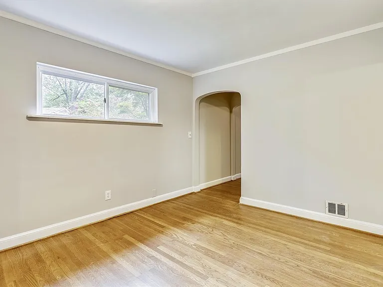 3503 E West Hwy — Photo 27