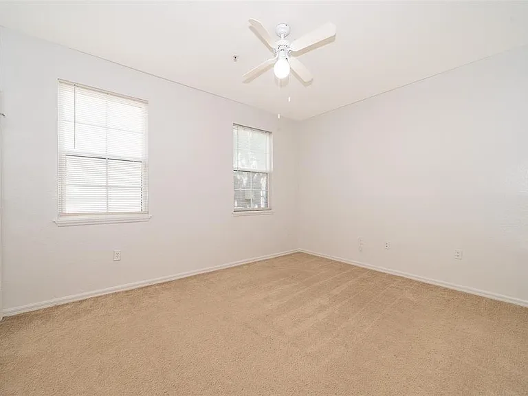 6663 Queens Borough Ave #101 — Photo 13