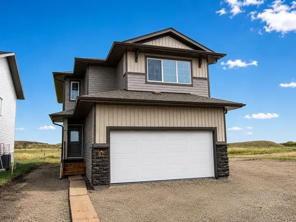 57 N Lincoln St, Sylvan Lake, AB T4S 2R1
