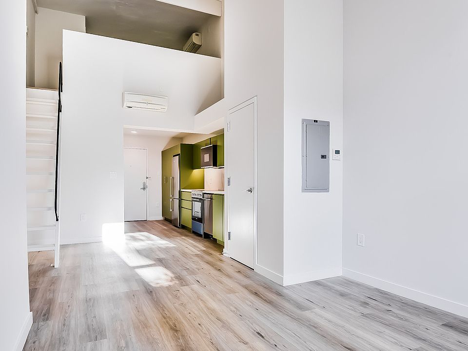 1st image of 619 Throop Ave #4D