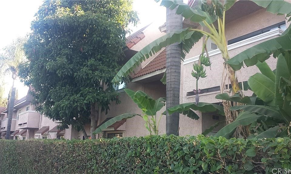 1st image of 10943 Laurel Canyon Blvd #30
