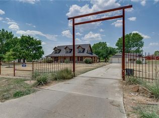 5832 Saddle Ct, Justin, TX 76247