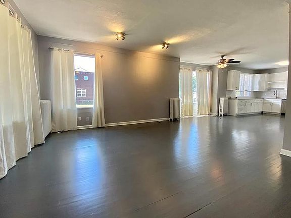 Unfurnished Living