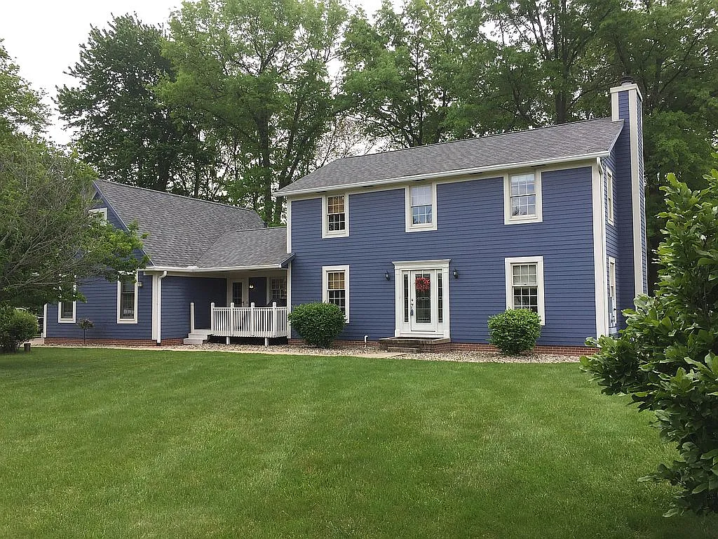 1312 Suffield Oaks Ln photo 1