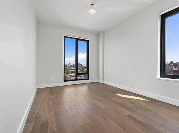 262 9th Street image 13 of 37