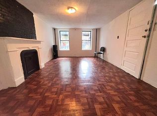 817 Willoughby Ave APT 1R, Brooklyn, NY 11206
