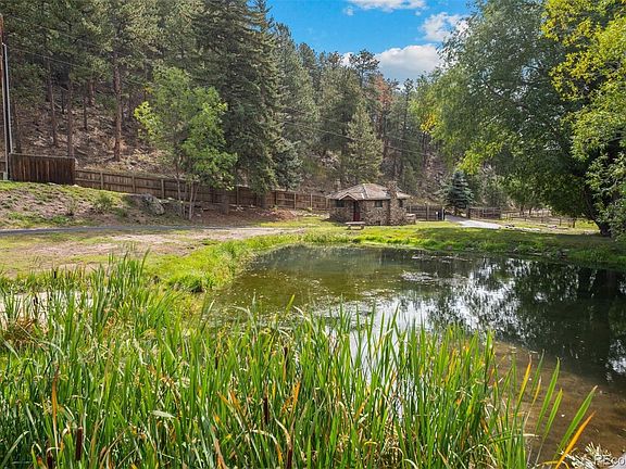 5th image of 1733 Swede Gulch Road