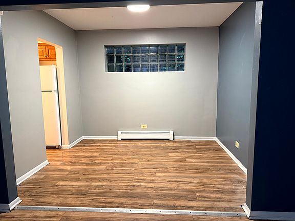 3rd image of 1727 W North Shore Ave APT 1F