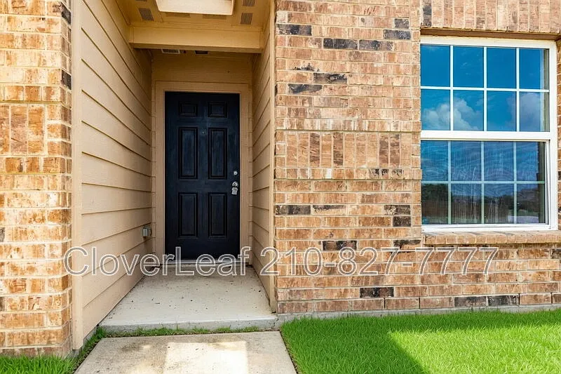 3 bed, 2.5 bath, 1525 sqft, $1,467 — Photo 4