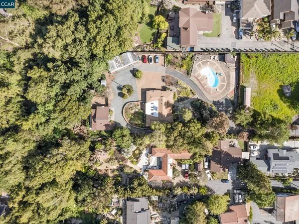 5691 San Pablo Dam Rd, El Sobrante, CA 94803