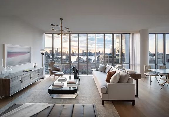 2nd image of 565 Broome St #S21a