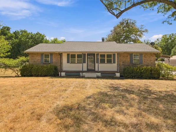 114 Bells Chapel Rd, Waxahachie, TX 75165